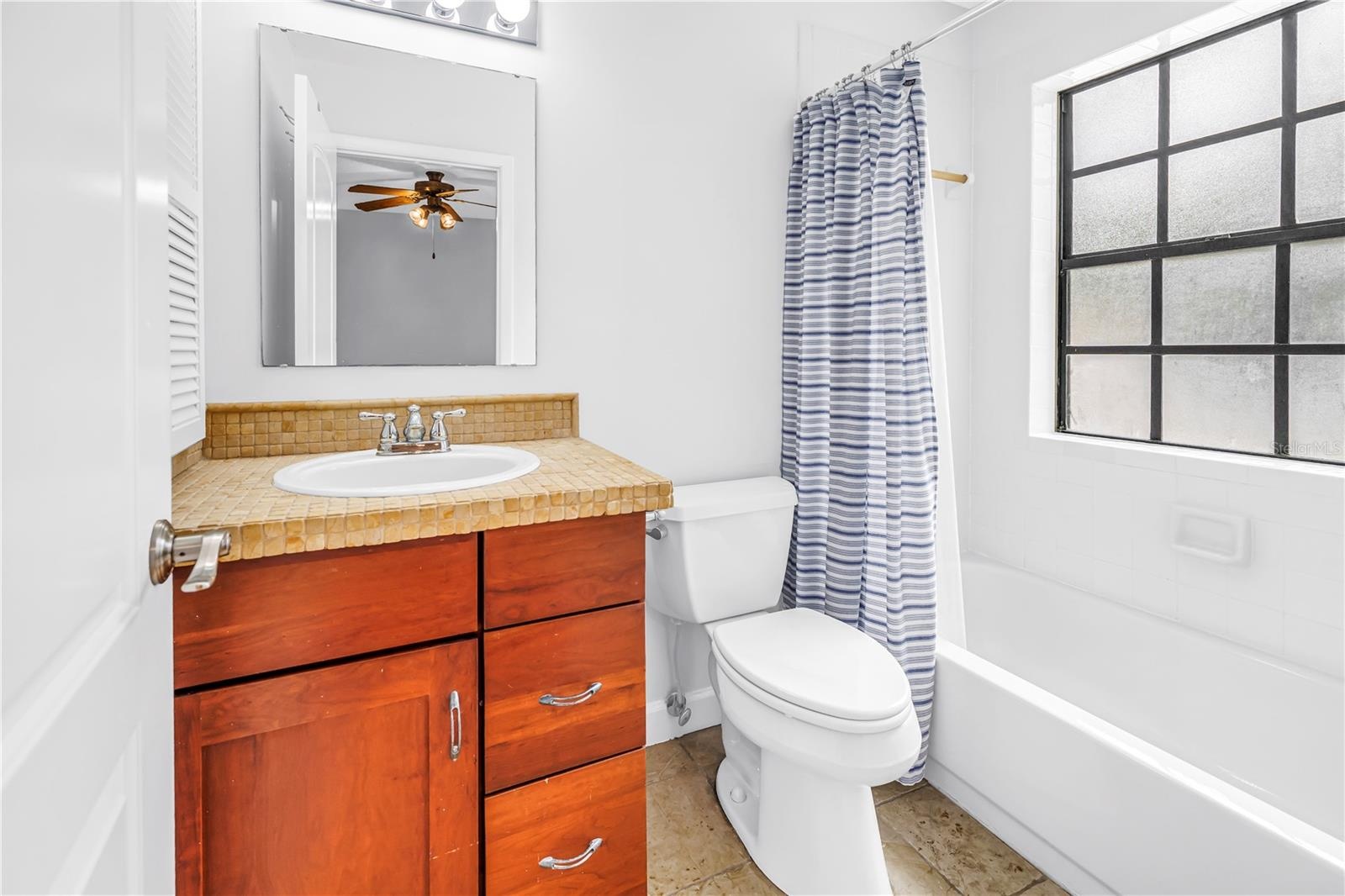 Upstairs 2nd Suite Bath with tub and shower
