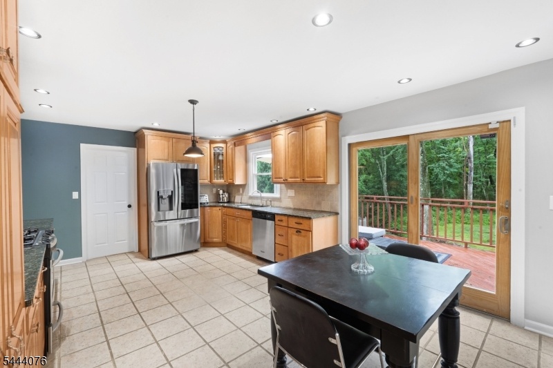 Eat in Kitchen
