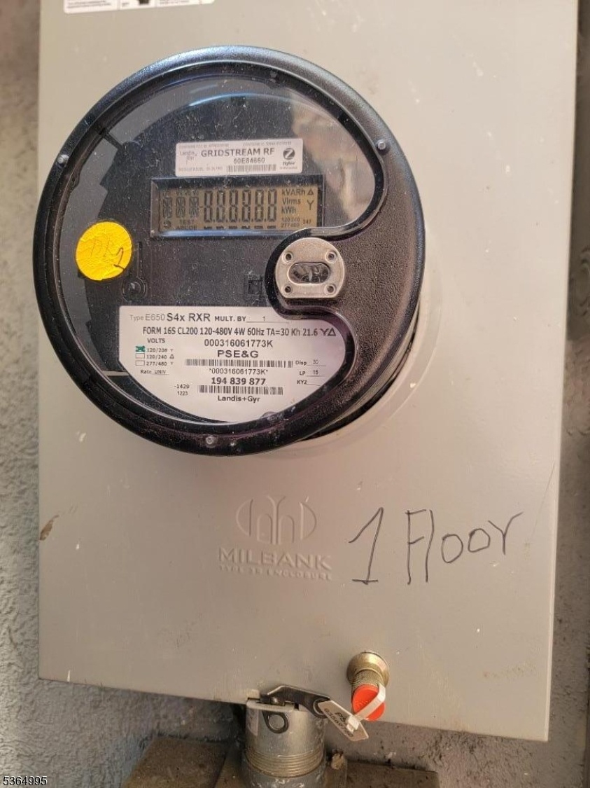 Special Meter in the 1st floor