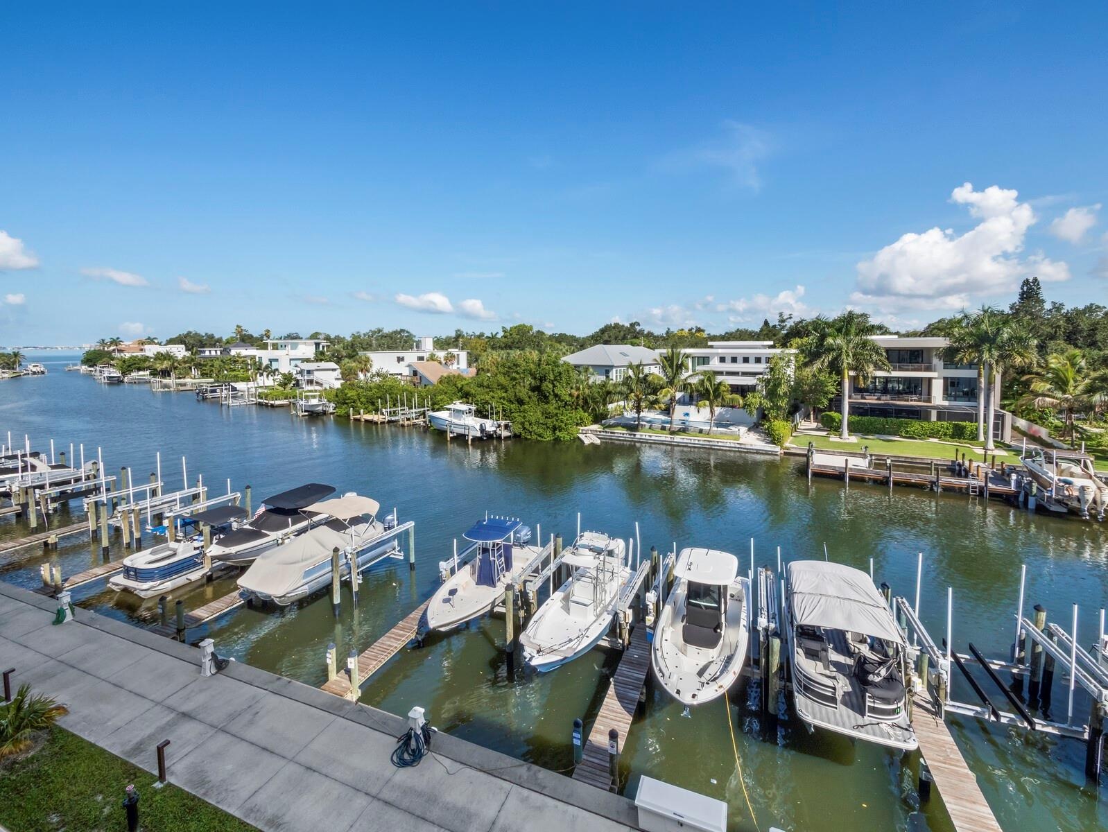 Water & electric at the individual docks