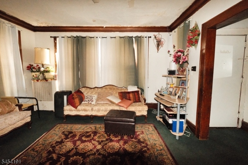 1st floor living room
