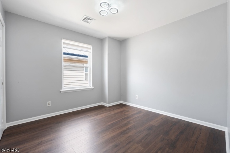 Bedroom Unit 2