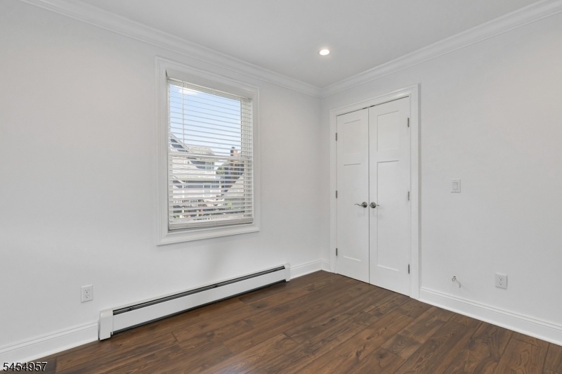Bedroom 2/Office