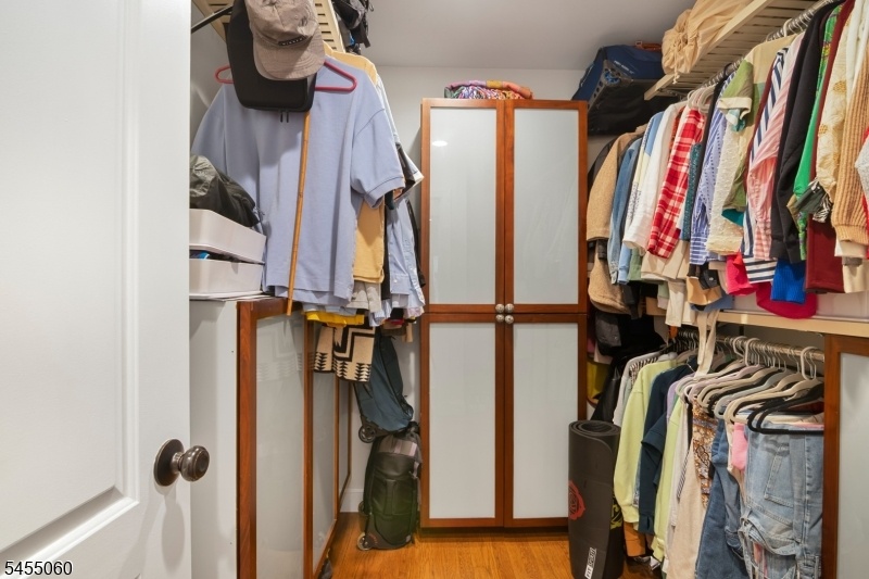 Walk-in closet