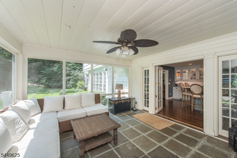 Screened in porch