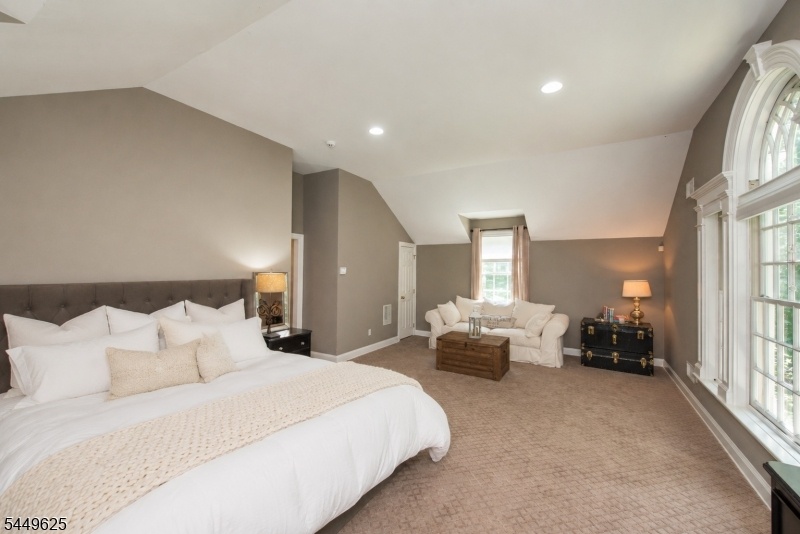 Primary Suite (Bedroom #1)