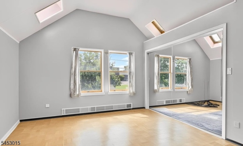 Virtually Empty 2nd Bedroom