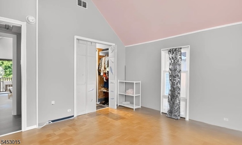 Virtually Empty 2nd Bedroom