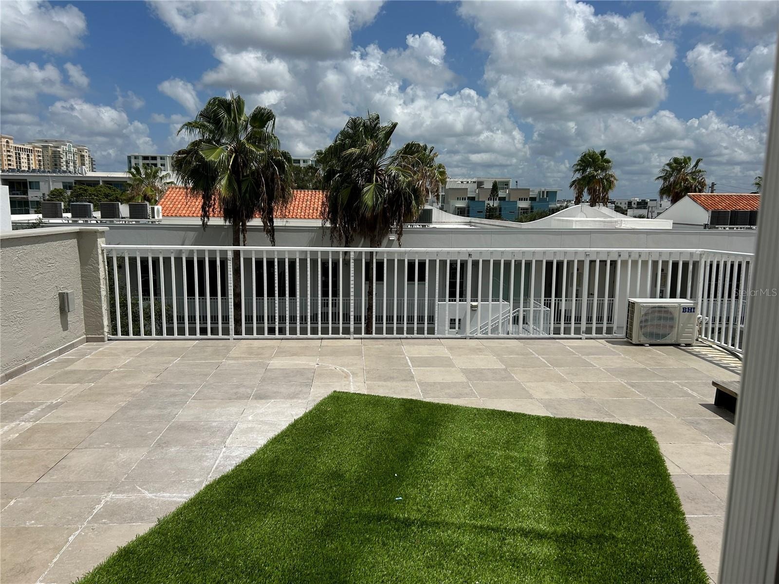 roof top balcony from 3rd guest bedroom