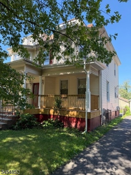 SIDE VIEW