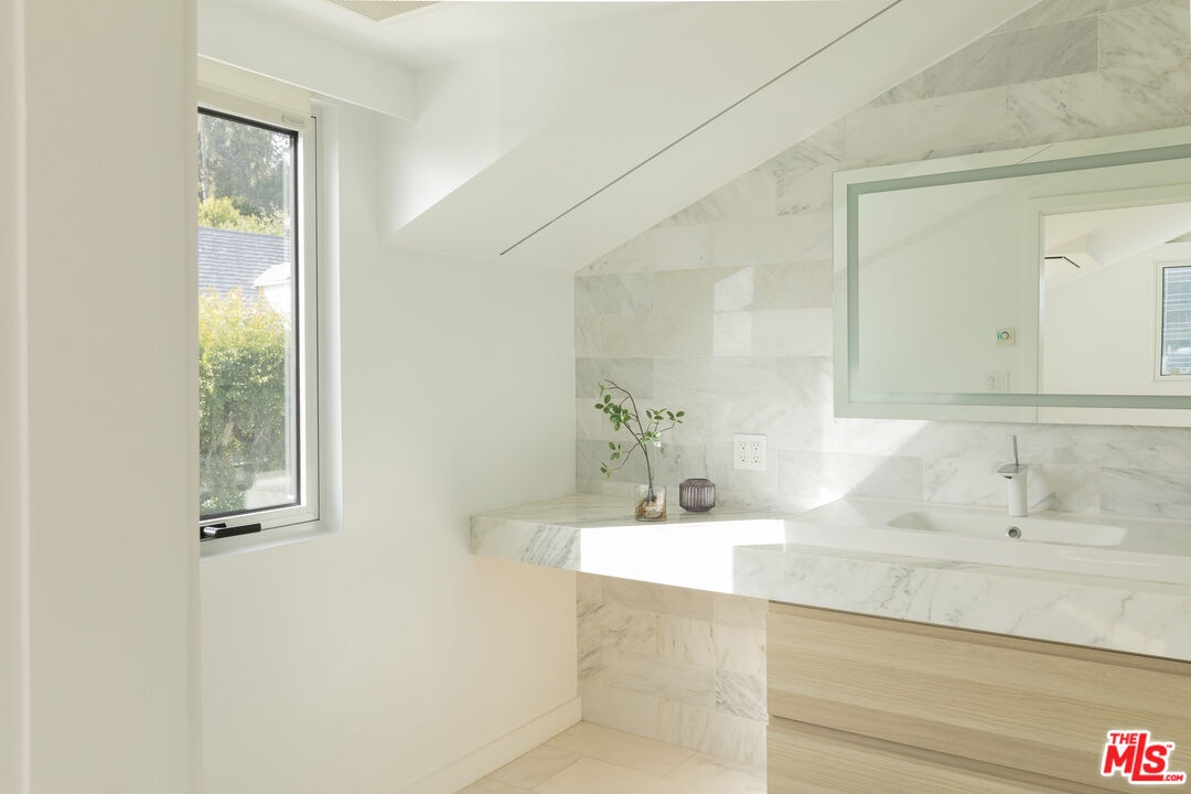 Master 3 Bath