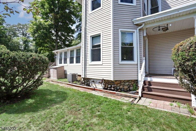 Side Entry To Porch