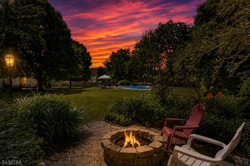 Fire pit