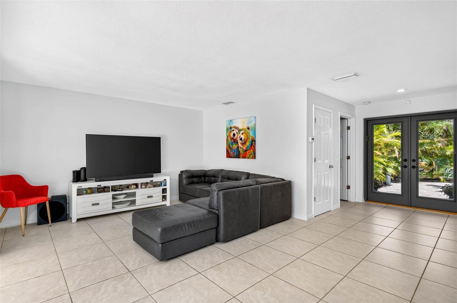 Spacious Family Room
