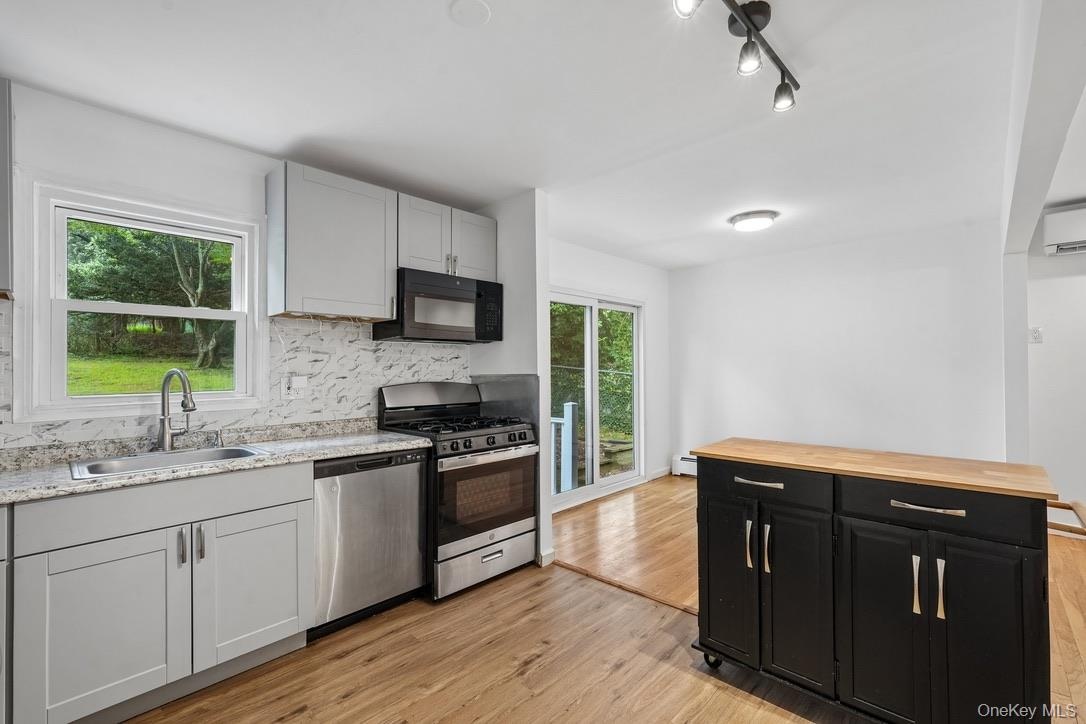 Big window of the kitchen sink