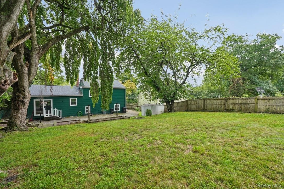 Large flat back yard