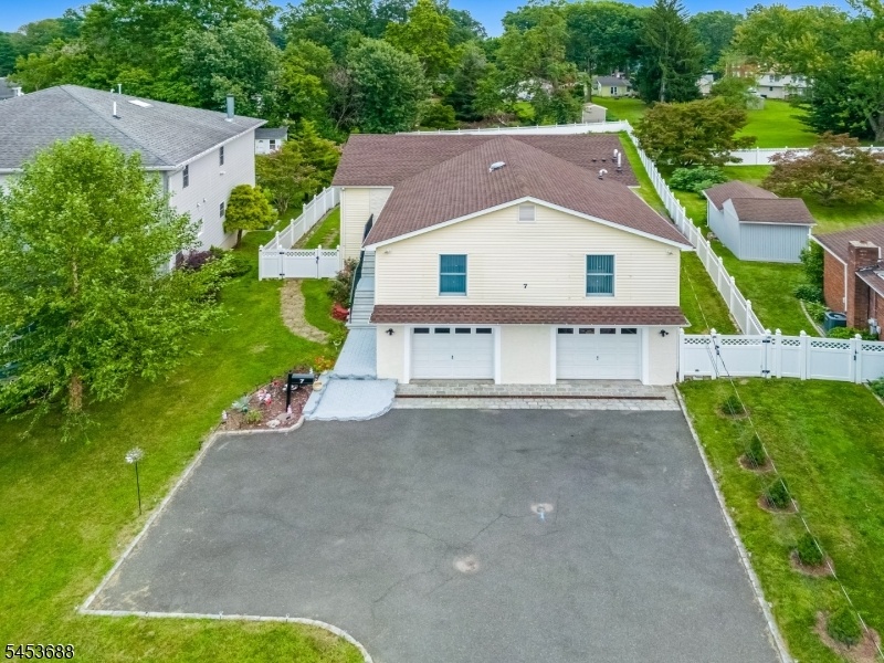 Big Driveway and 2 car garage