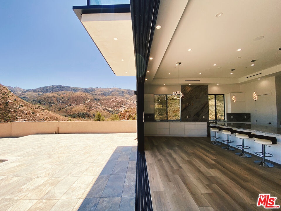 indoor / outdoor elegant and r