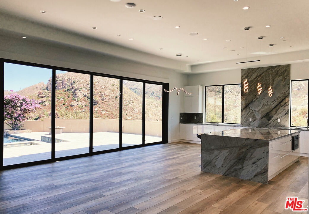 entertain in style