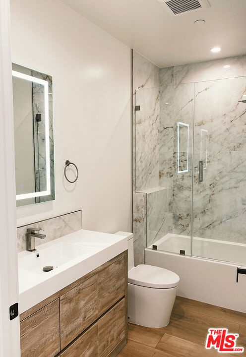 bath upstairs