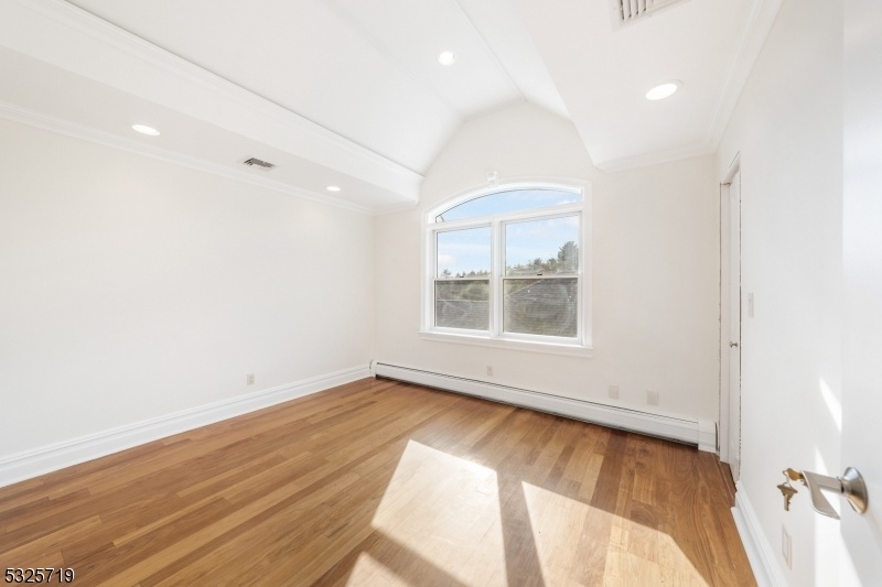 High Ceilings!