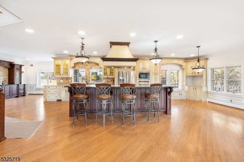 Amazing Breakfast Bar!