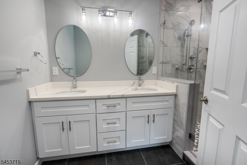 Primary Suite Bath