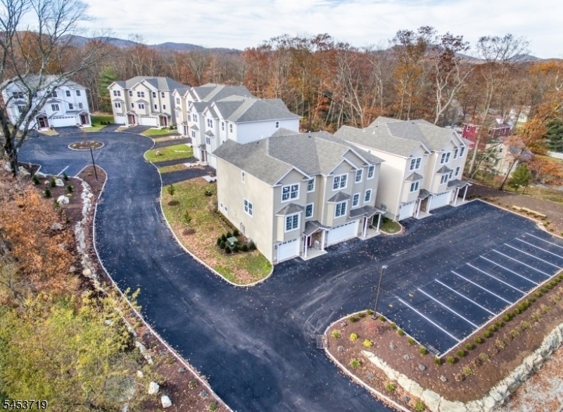 Forest Hills Townhomes