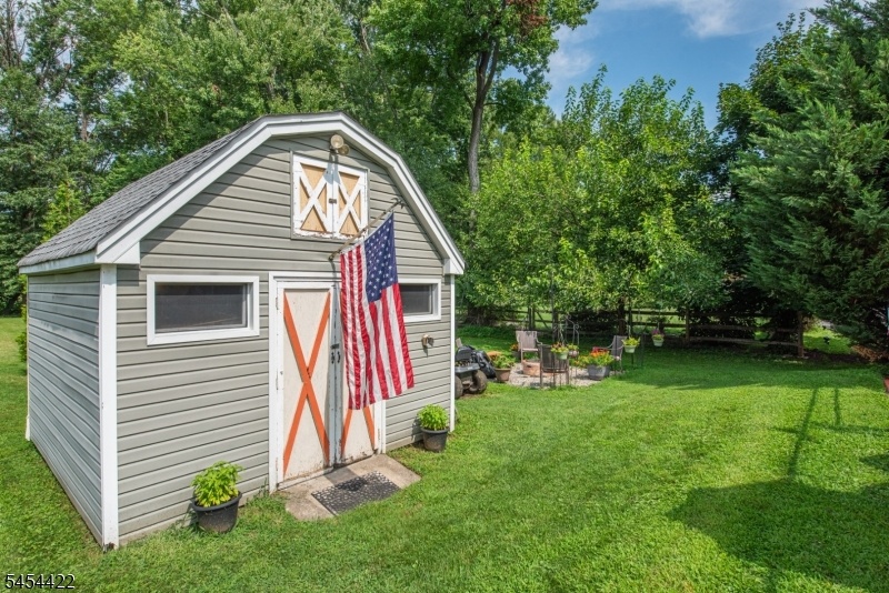 Shed