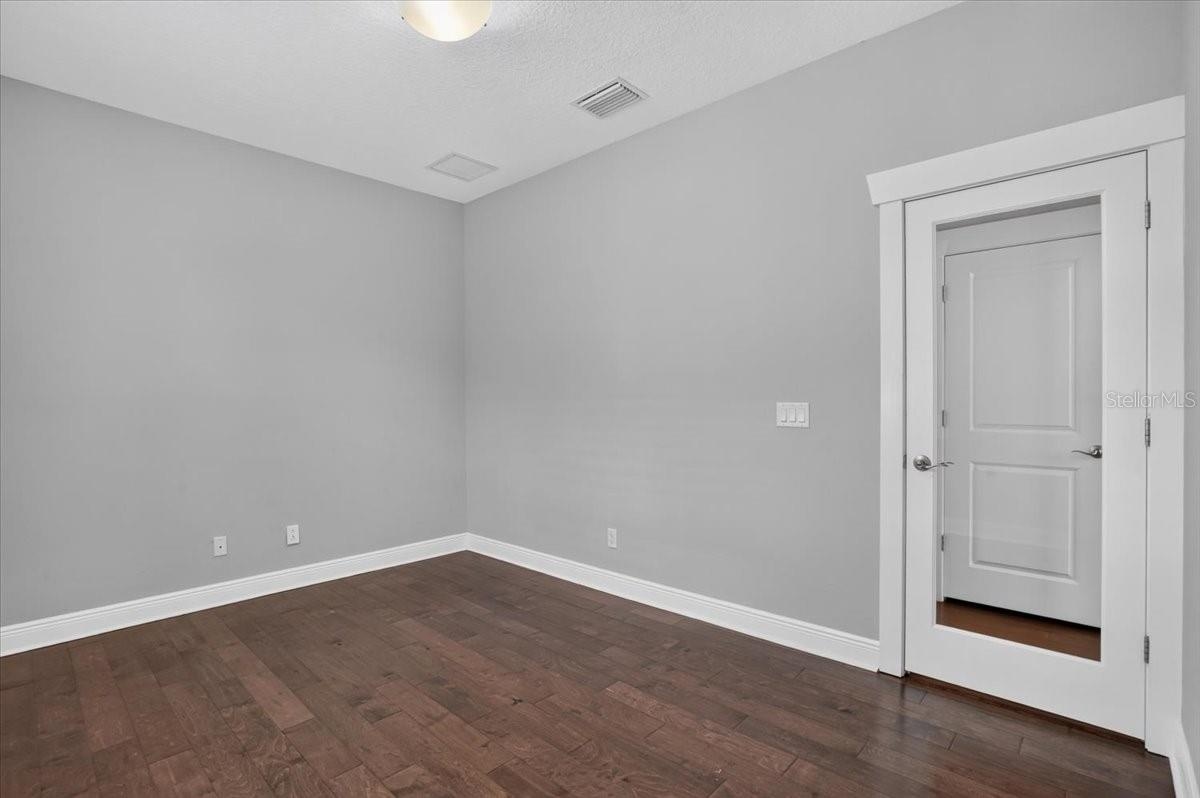 Office/Flex Space