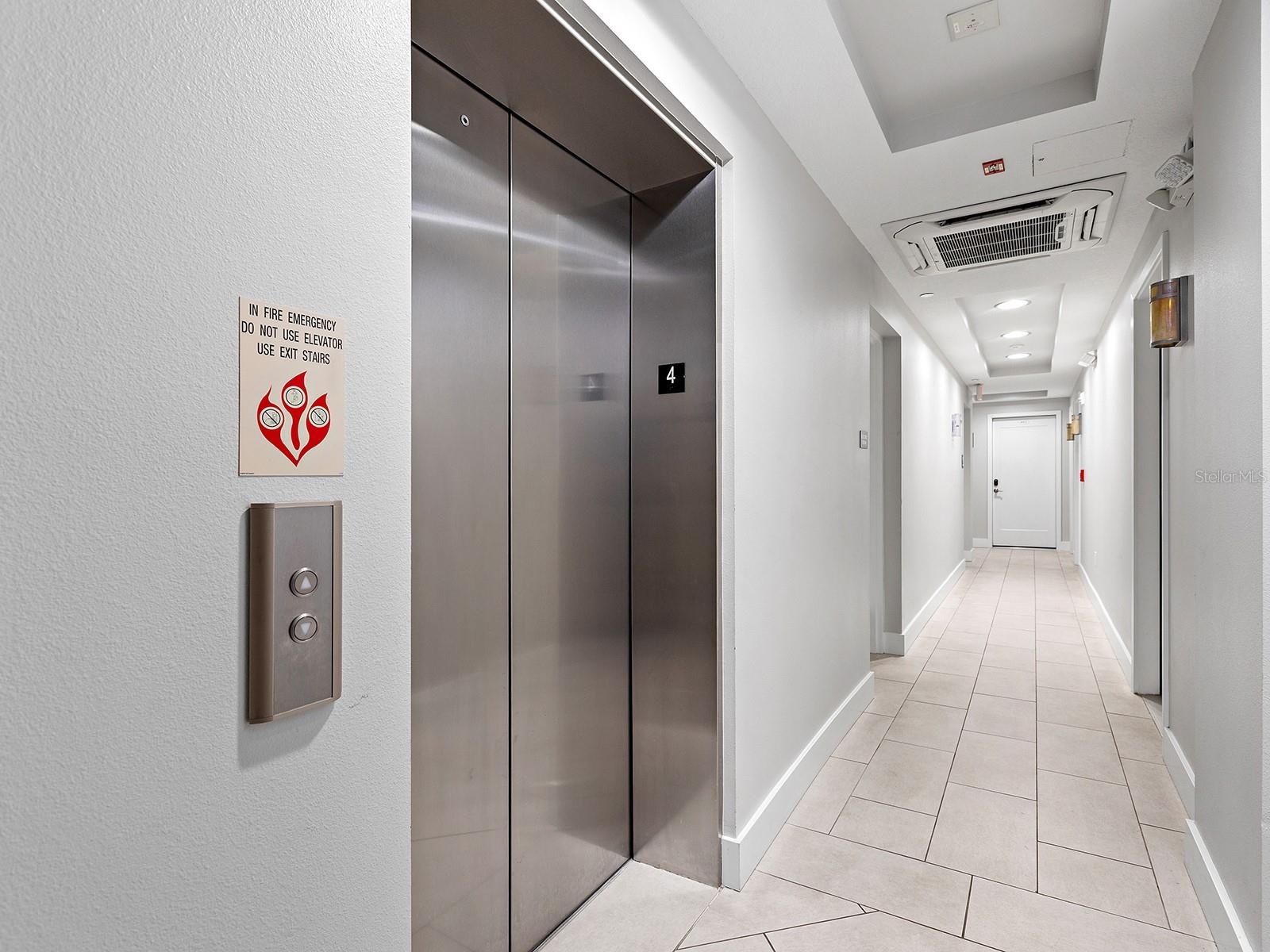 Lobby Elevator