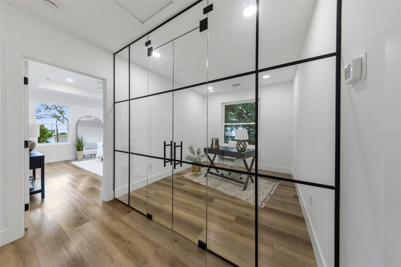 LOFT