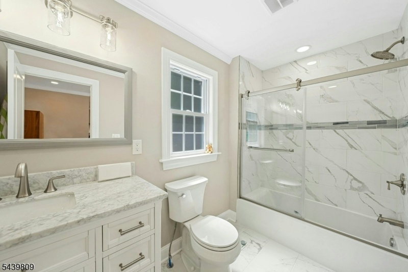 1st Floor Full Bath