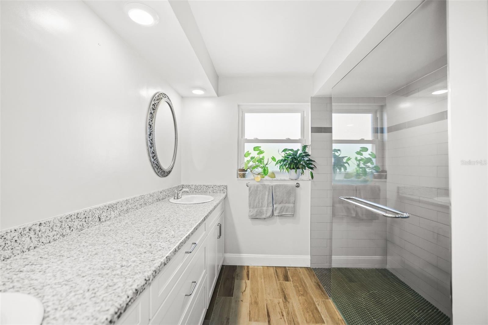 2nd Bathroom