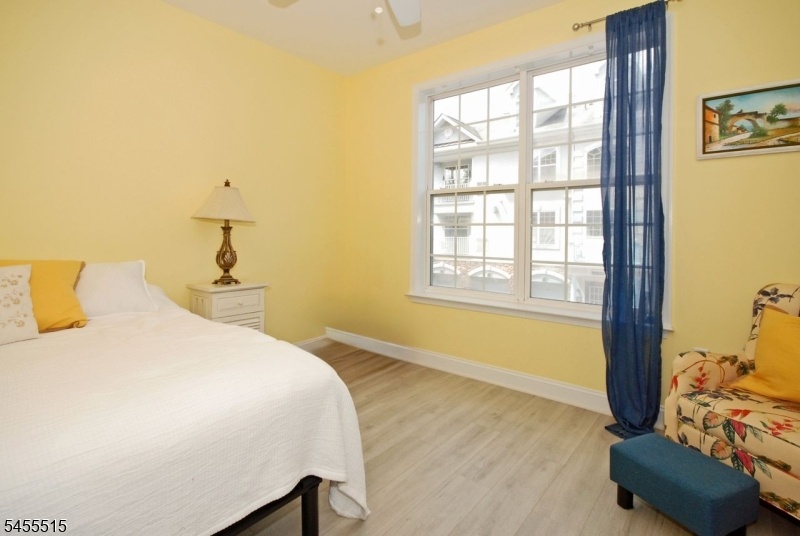2nd/Guest Bedroom