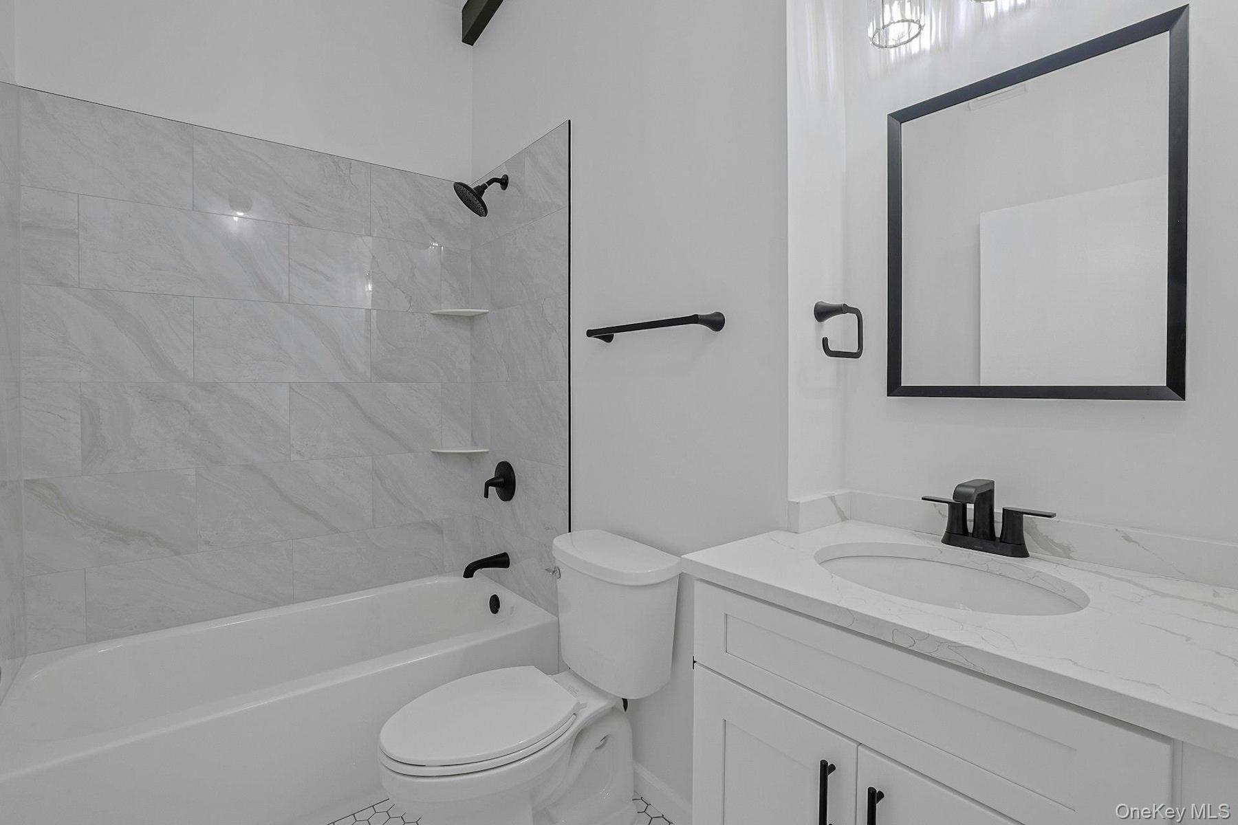 Fully updated hall bathroom