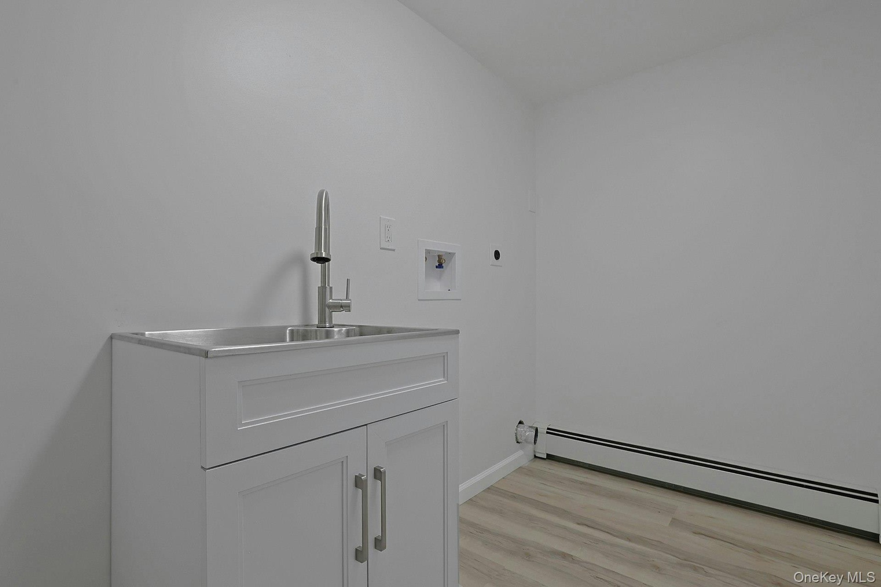 Sink with washer/dryer hookup