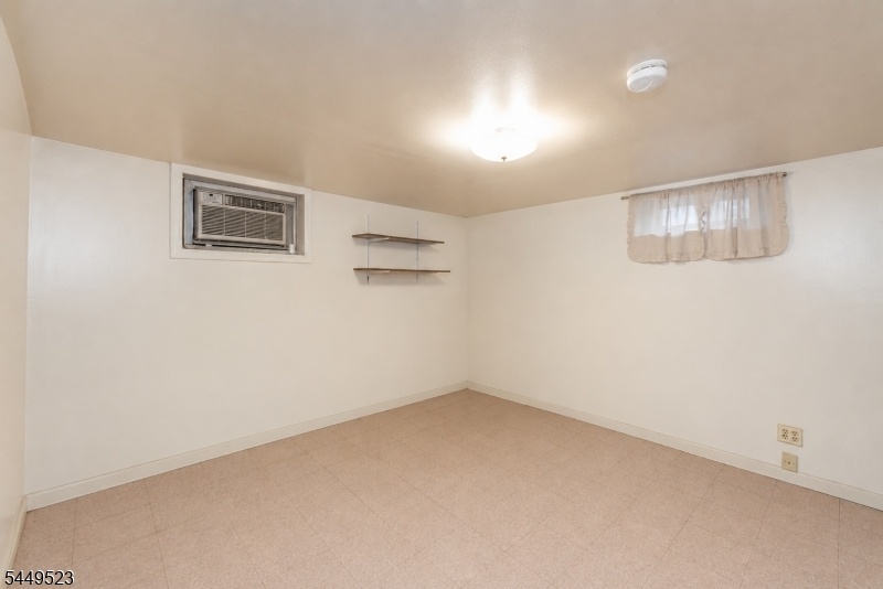 Family Room (Basement)
