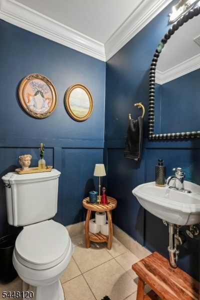 second powder room