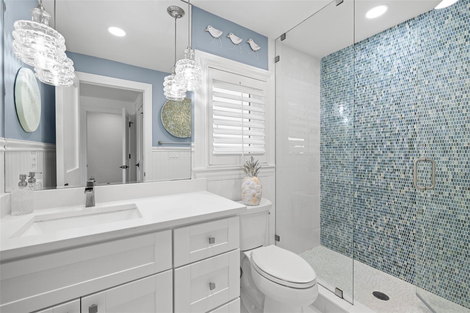 Bathroom Suite 3
