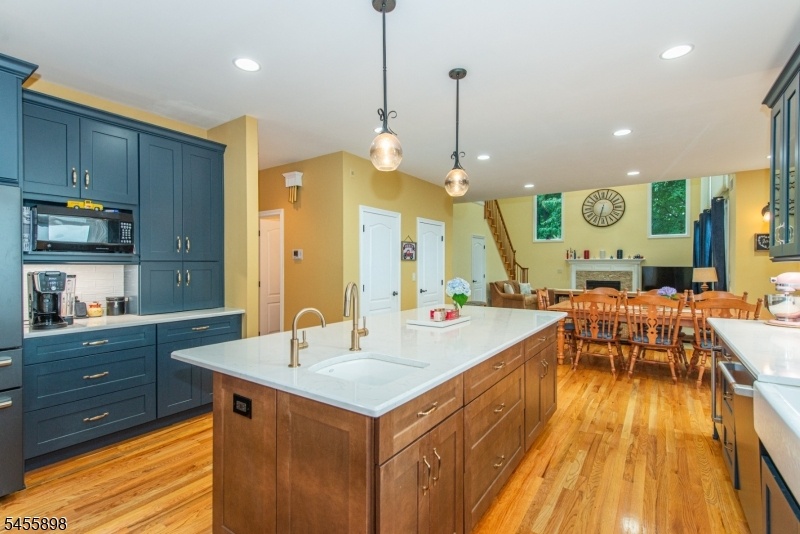 Kitchen 6
