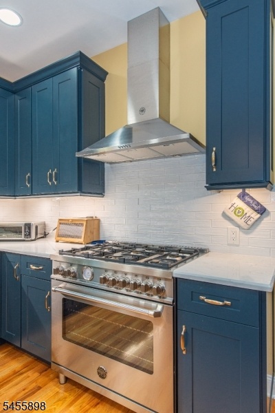 Kitchen 4