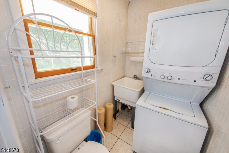 half bath on 1st level