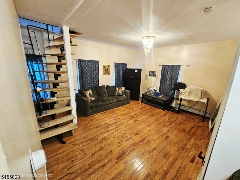 2nd floor living room