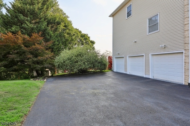 3-Car Attached Garage