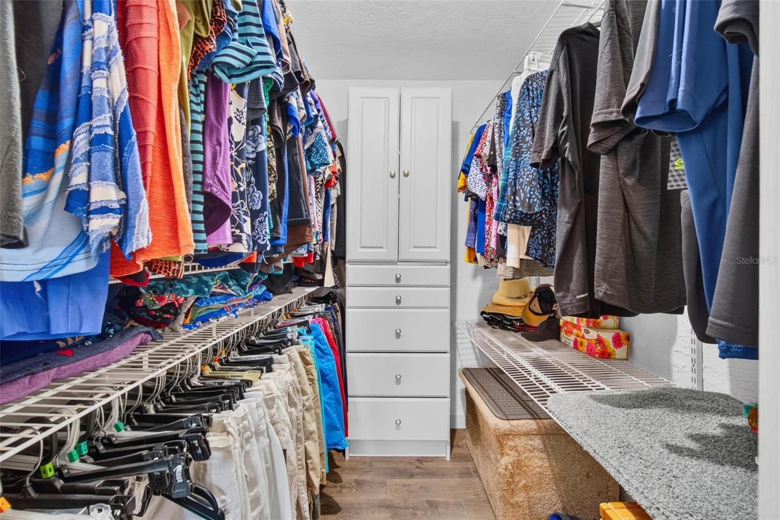 Walk in Closet
