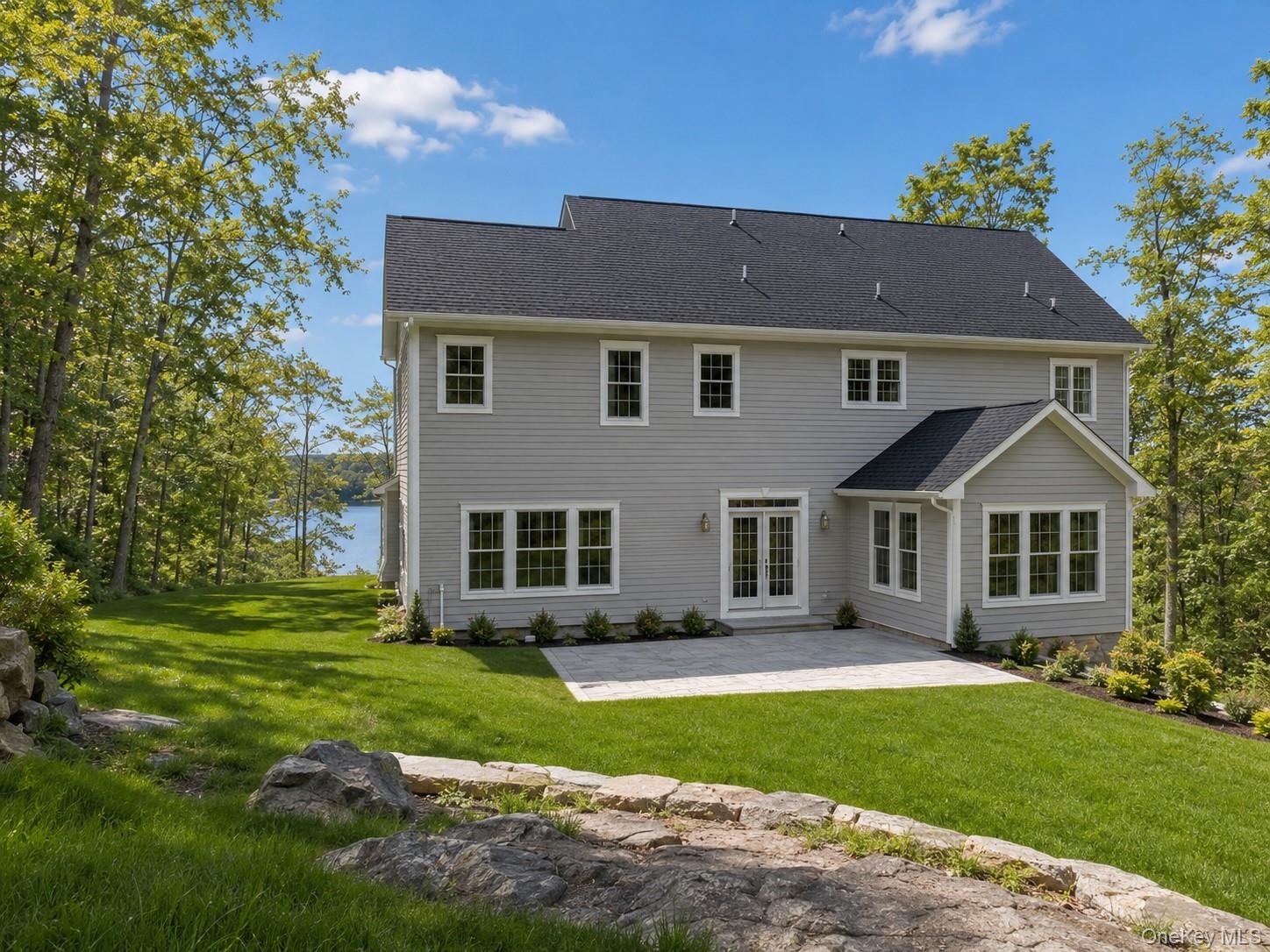 Renderings are artist’s representations of the proposed home. Plans, dimensions, materials, colors, landscaping and finishes are subject to modificati