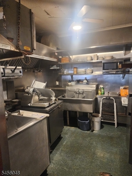 Bar/ Grill