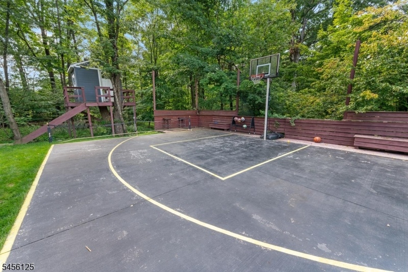 Outdoor Court Space