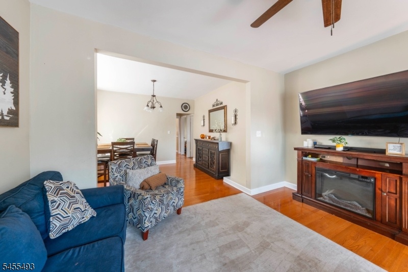 Livingroom 3